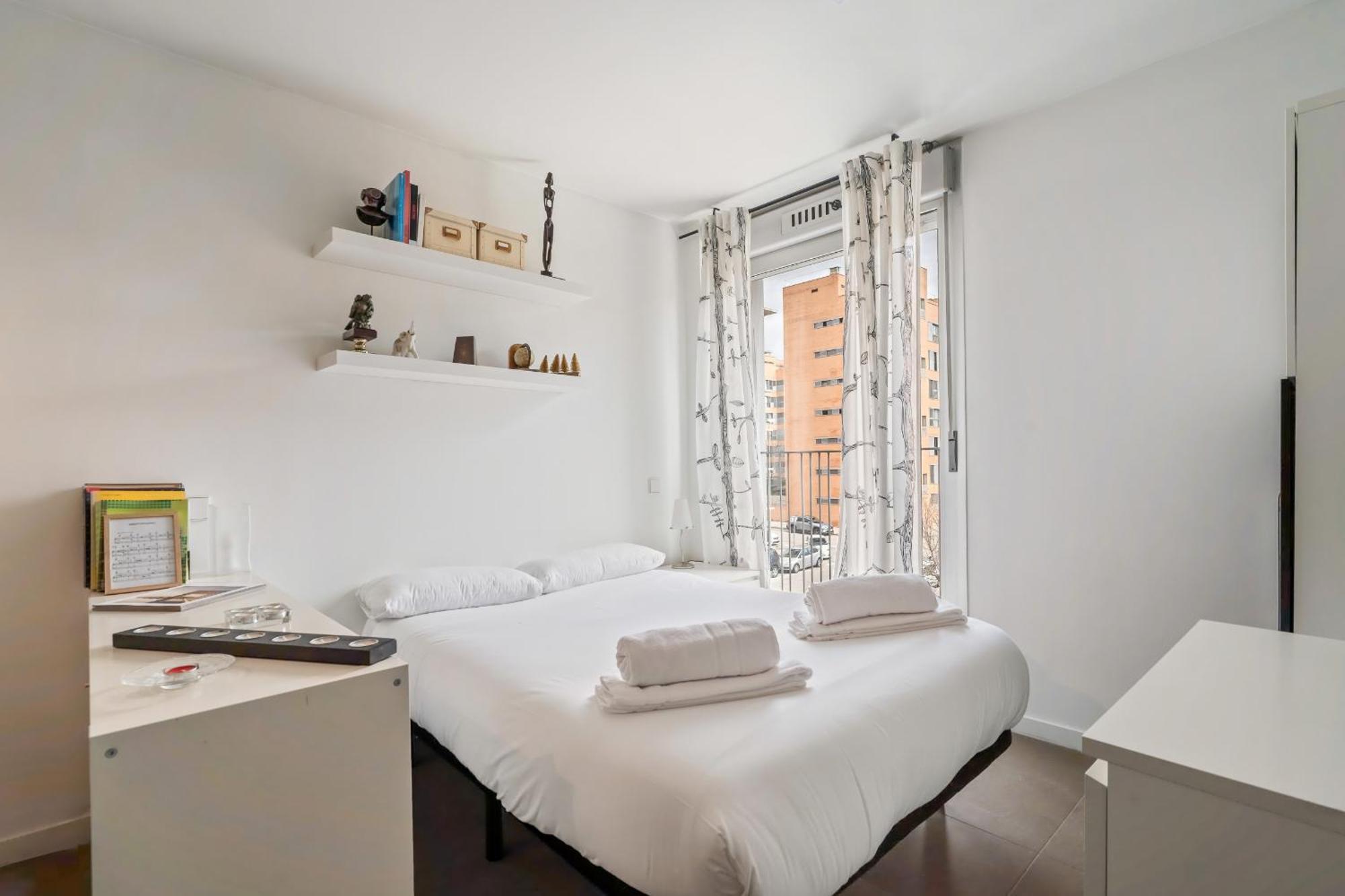 Apartament En Tablas Con Garaje Y Piscina Alquiler Temporal Madrid